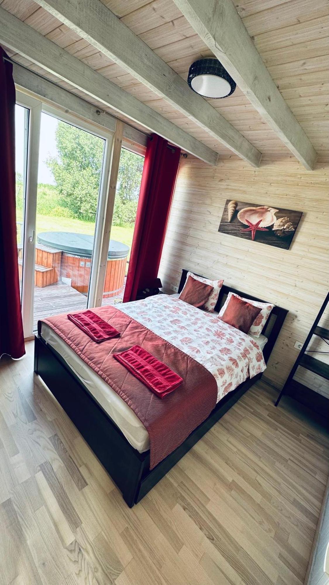 Vila Saulelydis Dreverna Exteriér fotografie